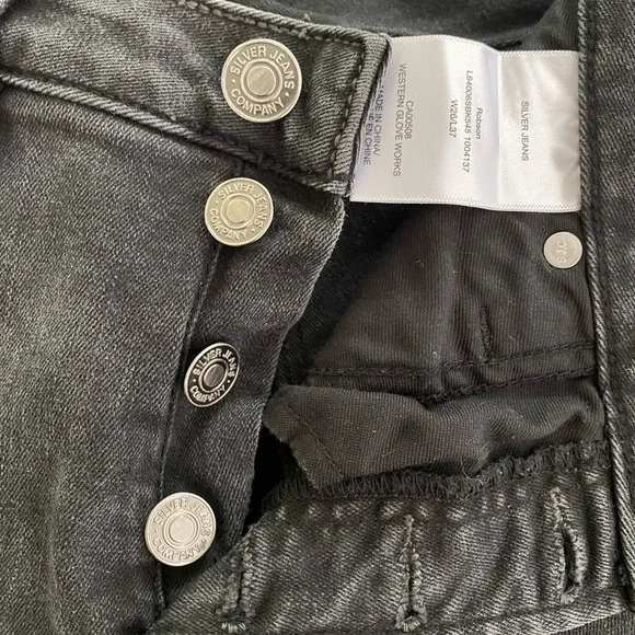 Silver jeans size 26 tall - Picture 4 of 4